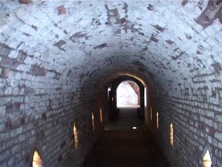 Mönchengladbach : Schloss Rheydt, die Kasematten, unterirdische Verteidigungsanlagen in den Schutzwällen